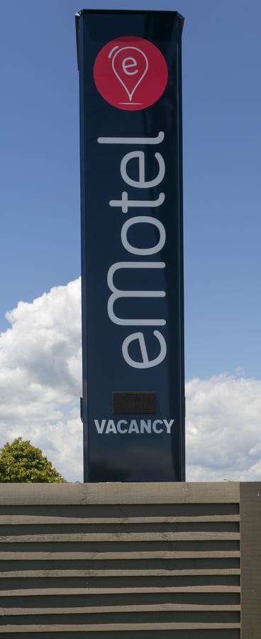 Emotel Taupo Kültér fotó